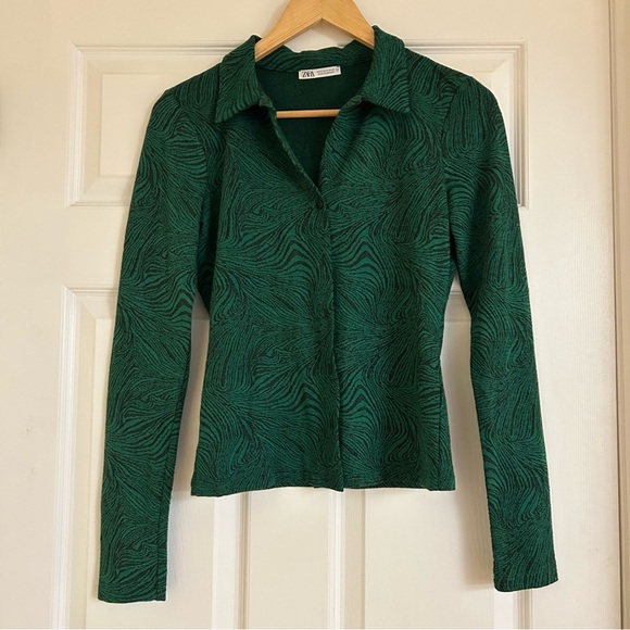 ZARA Green Animal Print Women's Button Down Top - Picture 5 of 9